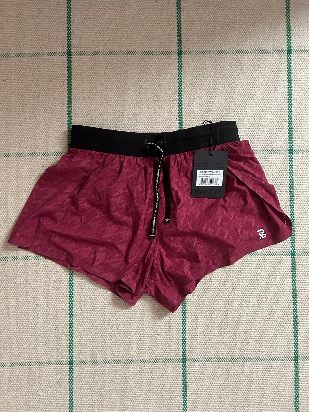 NWT! BANDIT WOMEN'S VENTO™ 3" SPLIT SHORT - BERRY - Picture 7 of 7